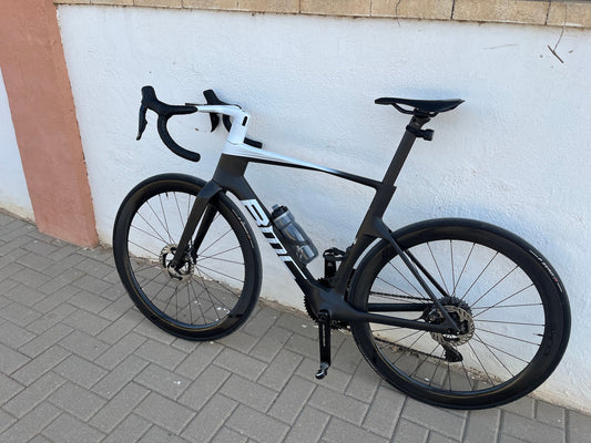 2024 BMC Teammachine R01 LTD